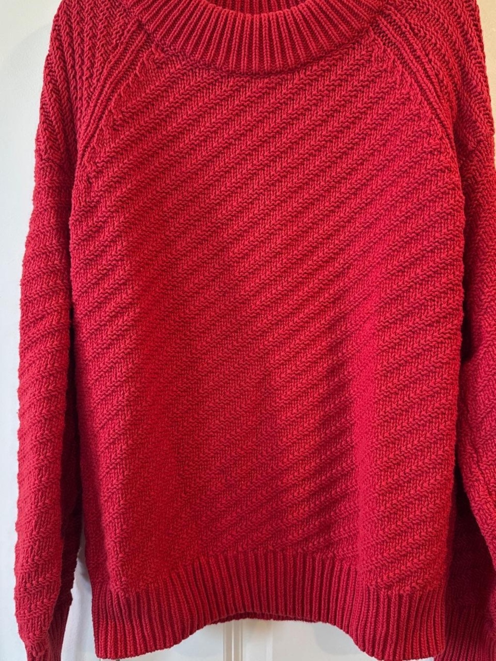 Universal Thread Red Textured Women's Crewneck Sweater